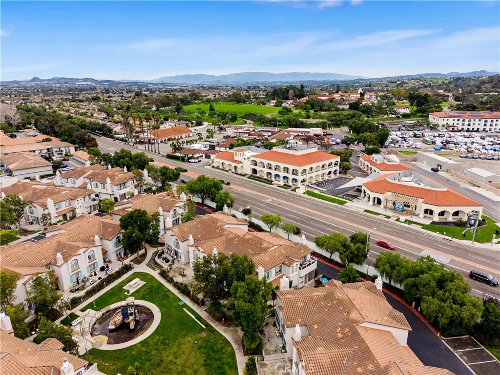 https://cdn.realtyfeed.com/cdn/127/306619111/1393da8b27c26e59425a09da9d6de3ff.webp