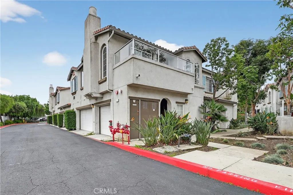 https://cdn.realtyfeed.com/cdn/127/306619111/6d3c5a34fdf57bcb1e0d72545804e528.webp