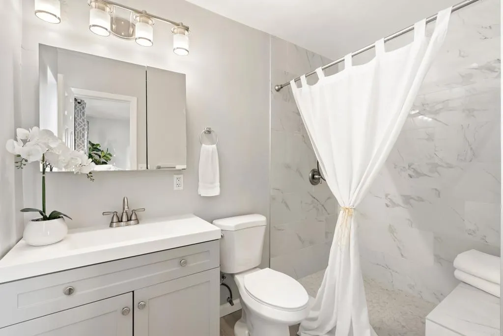 https://cdn.realtyfeed.com/cdn/127/306619117/73876a62c496e34d42553888b3a6aa8d.webp
