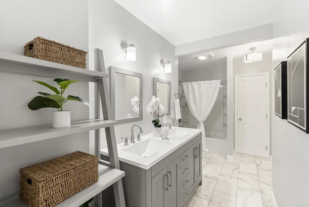https://cdn.realtyfeed.com/cdn/127/306619117/9acb7e350359a019384f36259ea57652.webp