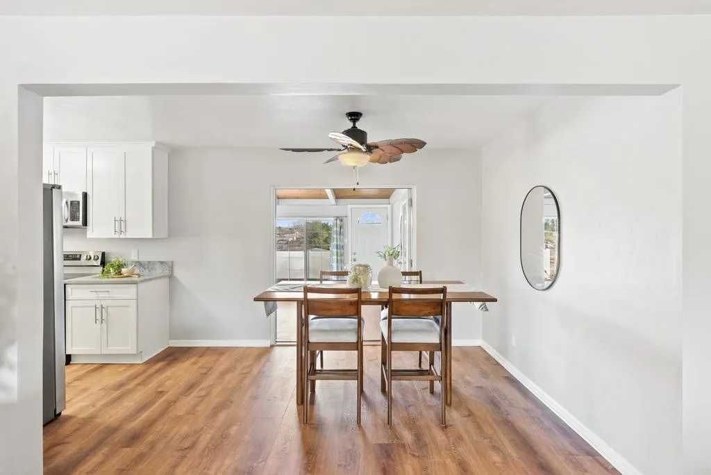 https://cdn.realtyfeed.com/cdn/127/306619117/acd5789a0c5947bd37dec537e0171a84.webp