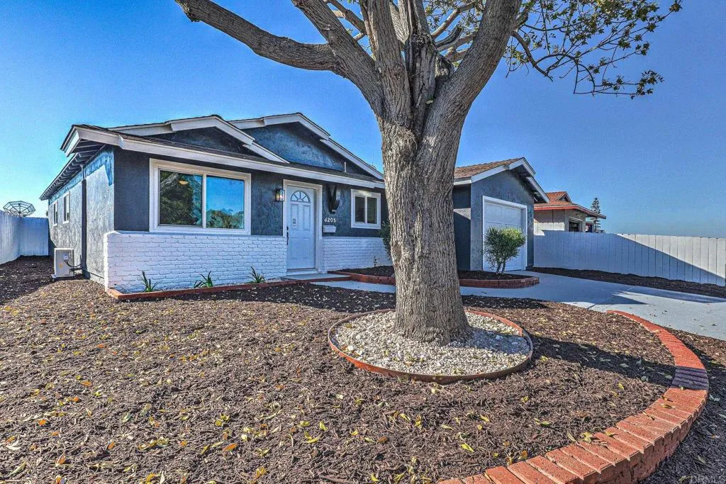 https://cdn.realtyfeed.com/cdn/127/306619136/13105ff01401737abc6c220493815ab6.webp