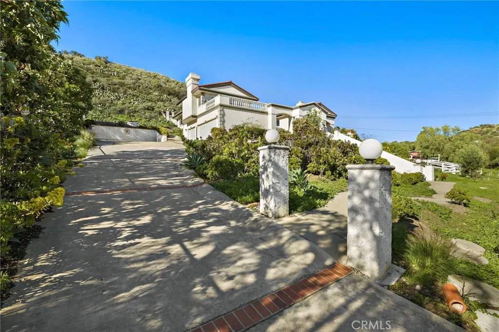 11031 Meads, Orange, CA 92869 - Photo 4 of 64, Orange, CA