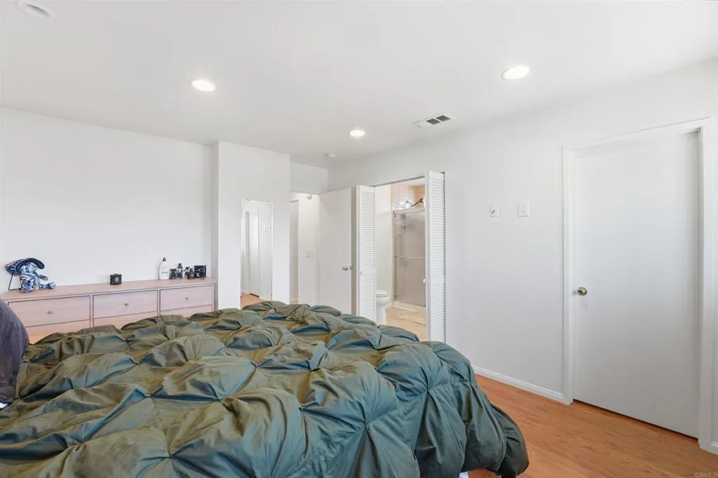 https://cdn.realtyfeed.com/cdn/127/306619203/05e5c020503117987bd0fc8745dd4a19.webp