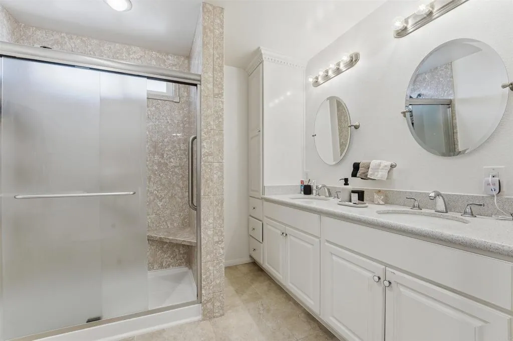 https://cdn.realtyfeed.com/cdn/127/306619203/30b9895eb193abc07ac4ac893c5d1450.webp