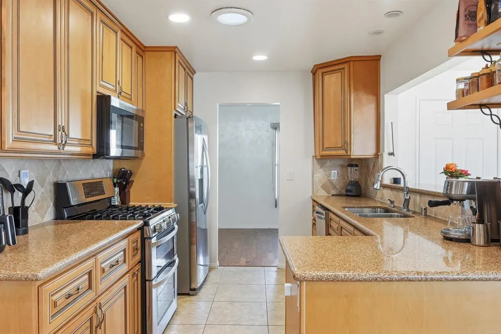 https://cdn.realtyfeed.com/cdn/127/306619203/be0a0295de441923d053cc1f424b473e.webp