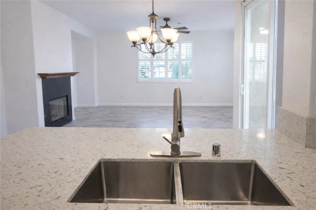 https://cdn.realtyfeed.com/cdn/127/306619204/2bcf8009e9332d66e8604c351ea97c62.webp