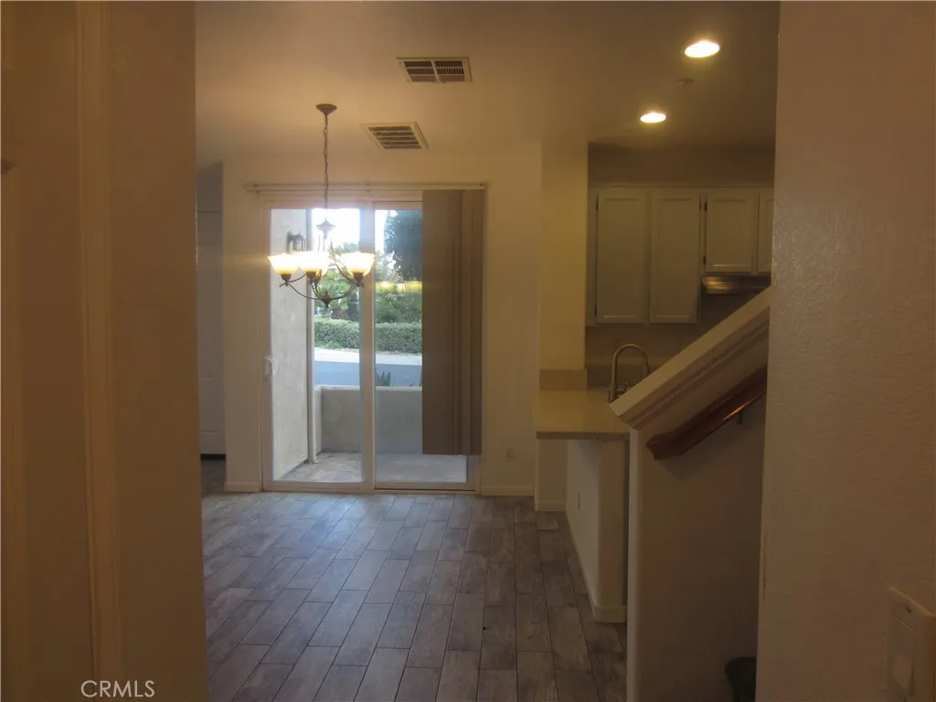 https://cdn.realtyfeed.com/cdn/127/306619204/45b4ca3b45563b0f098c3f48cd9f8f34.webp