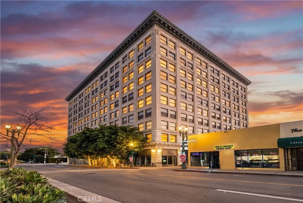 108 W 2nd Street 410