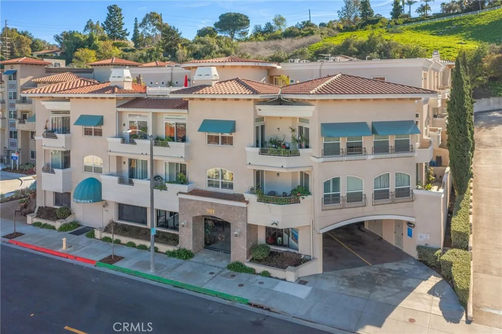 Rolling Hills Estates, CA 90274