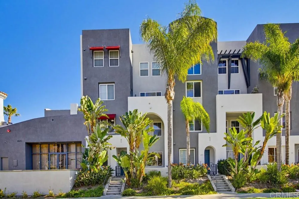 https://cdn.realtyfeed.com/cdn/127/306619342/274d1f03fe1c5cb81f026b961c099efe.webp