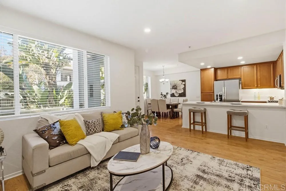 https://cdn.realtyfeed.com/cdn/127/306619342/c89f70fad6d04706c9f723271e63be3b.webp
