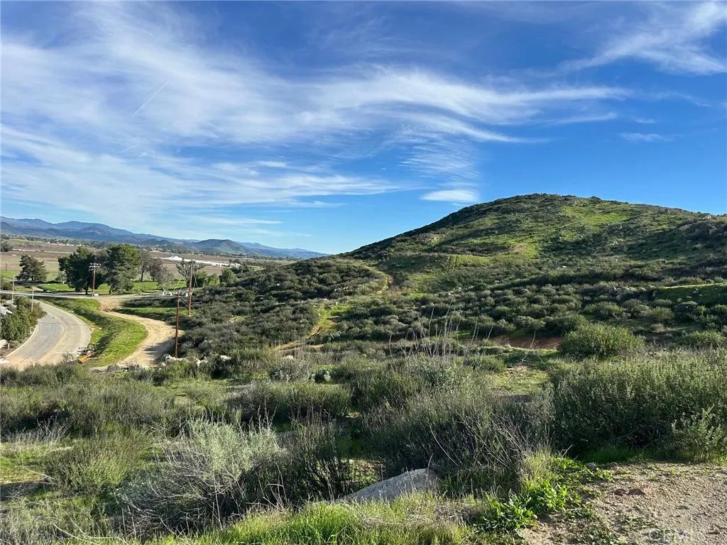 Menifee, CA 92584