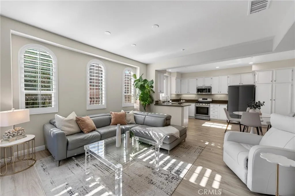 27 Dietes Court, Ladera Ranch, CA 92694