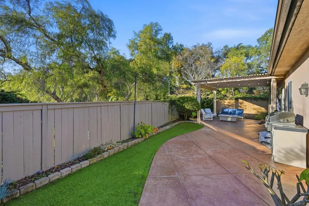 https://cdn.realtyfeed.com/cdn/127/306619599/201520ab5b94112eb74c27ef49191f84.webp