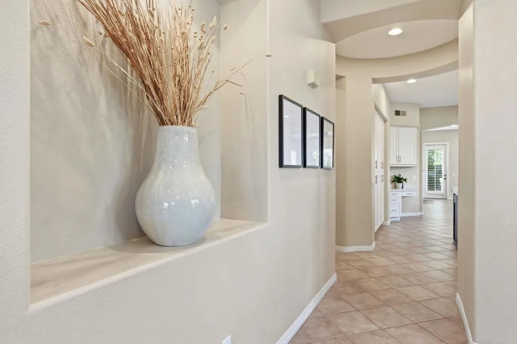 https://cdn.realtyfeed.com/cdn/127/306619599/84b152b16999a458bac679bd63f5b0c9.webp