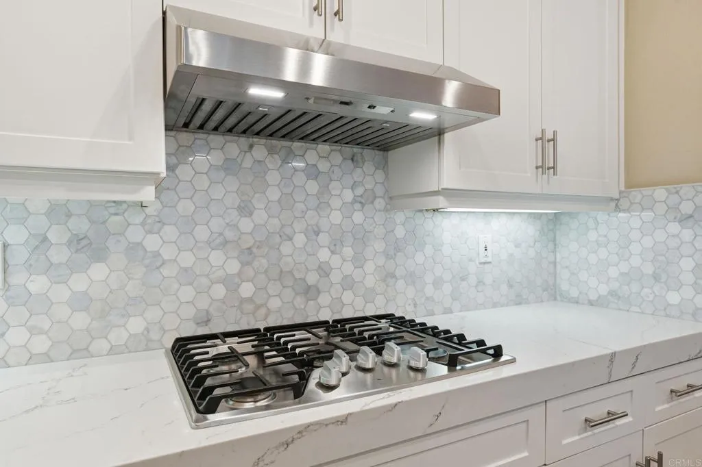 https://cdn.realtyfeed.com/cdn/127/306619599/9ac63e43f7e61106e96d1ad667c7fabc.webp