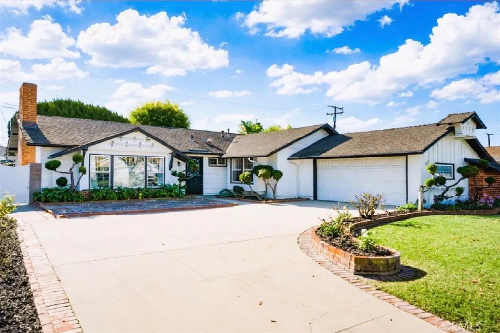 3312 Orangewood Avenue