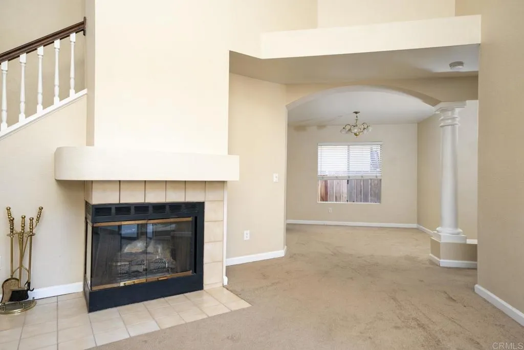https://cdn.realtyfeed.com/cdn/127/306619647/d629829dd6609a072bf1a3b3c007b626.webp