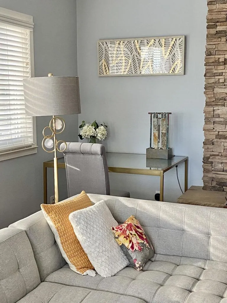 https://cdn.realtyfeed.com/cdn/127/306619708/75211389a9f6481aa47473346507b3e1.webp