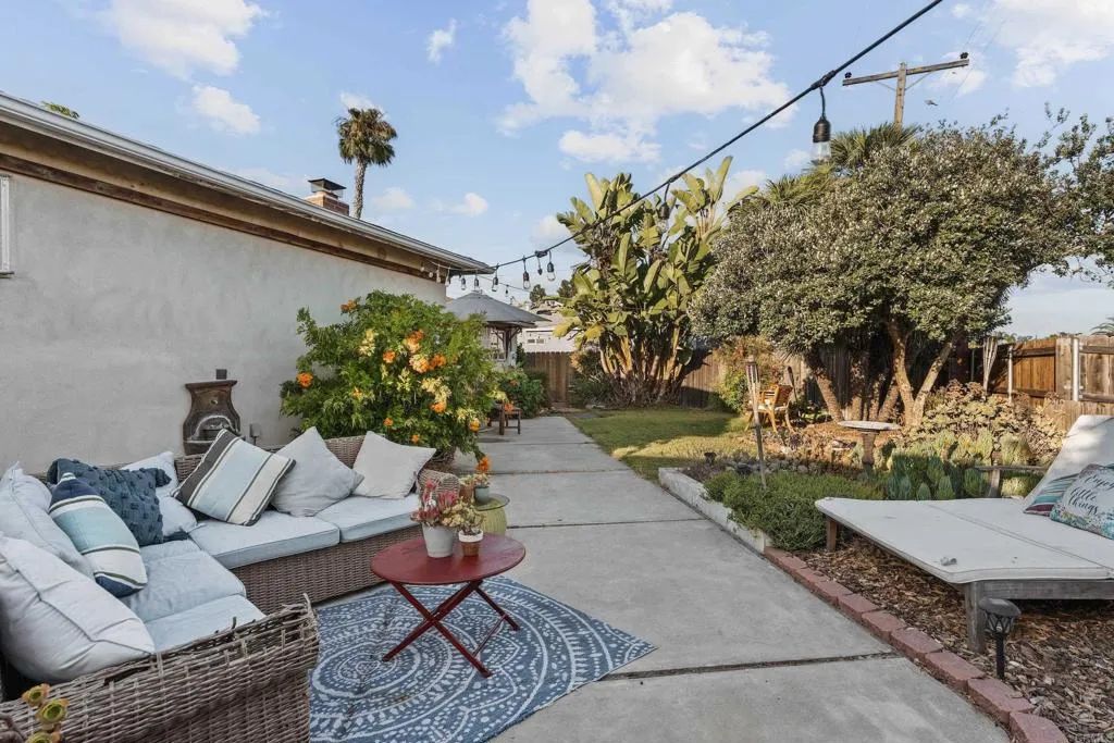 https://cdn.realtyfeed.com/cdn/127/306619740/4dcb8772926753c15dcf1d2a85b0e645.webp