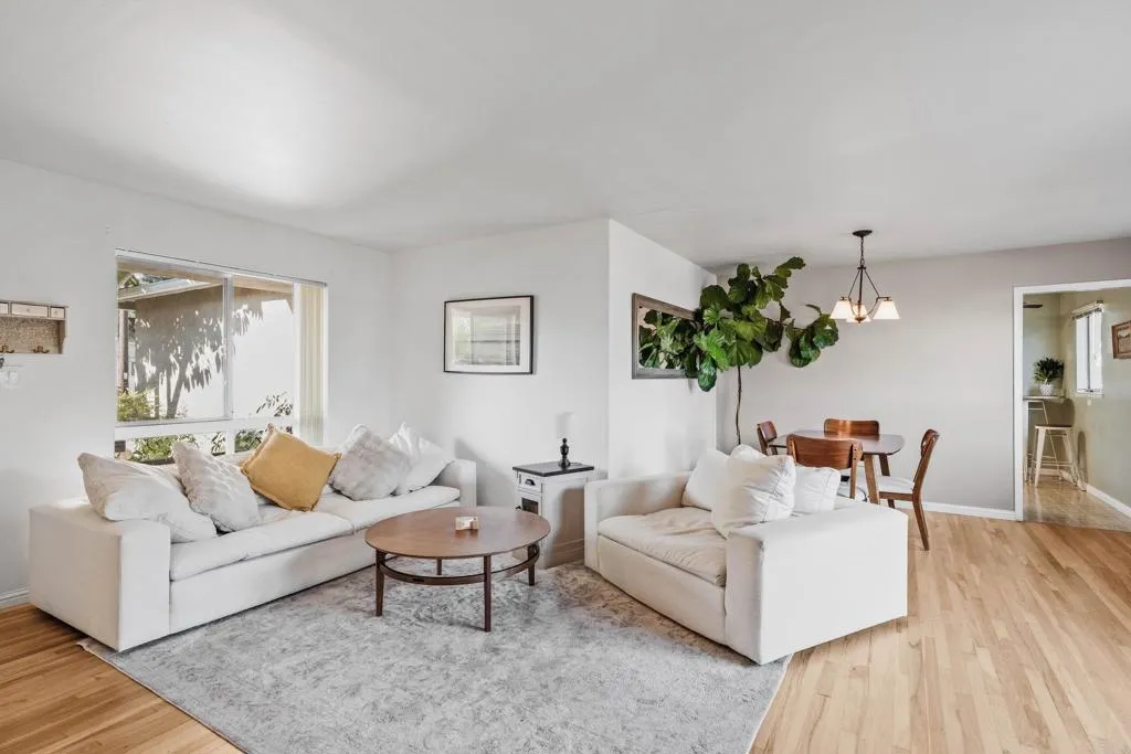 https://cdn.realtyfeed.com/cdn/127/306619740/b9d6fda1764d10b9d847680f1bd6b11a.webp