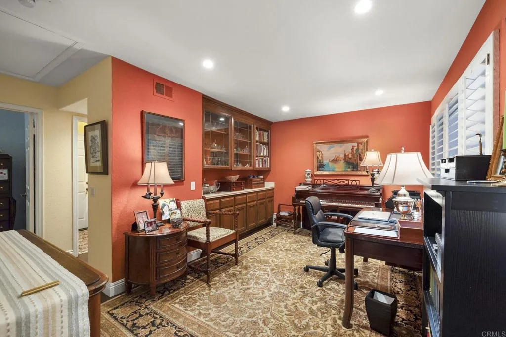 https://cdn.realtyfeed.com/cdn/127/306619751/178b0b1bb7fac56b17692459d8968b9f.webp