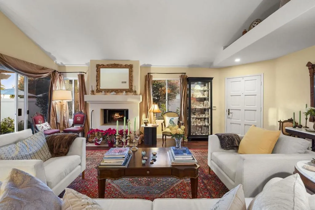 https://cdn.realtyfeed.com/cdn/127/306619751/640a47f1c528991ab9ddc35e0bd3223d.webp