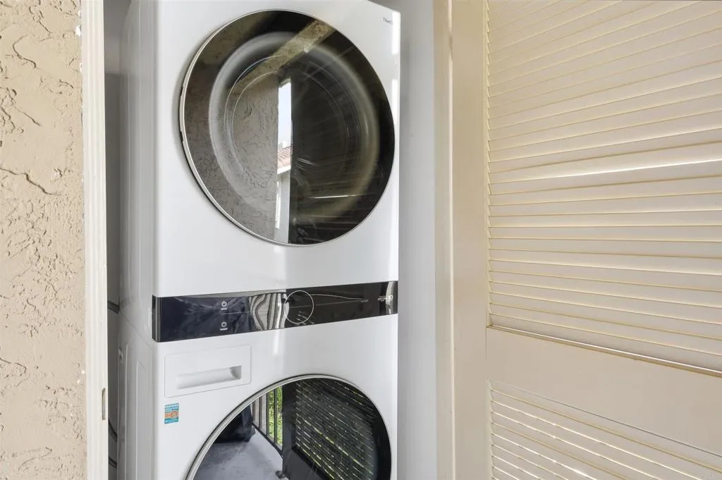 https://cdn.realtyfeed.com/cdn/127/306619762/34b6518806d0cd94b06003332bafba27.webp