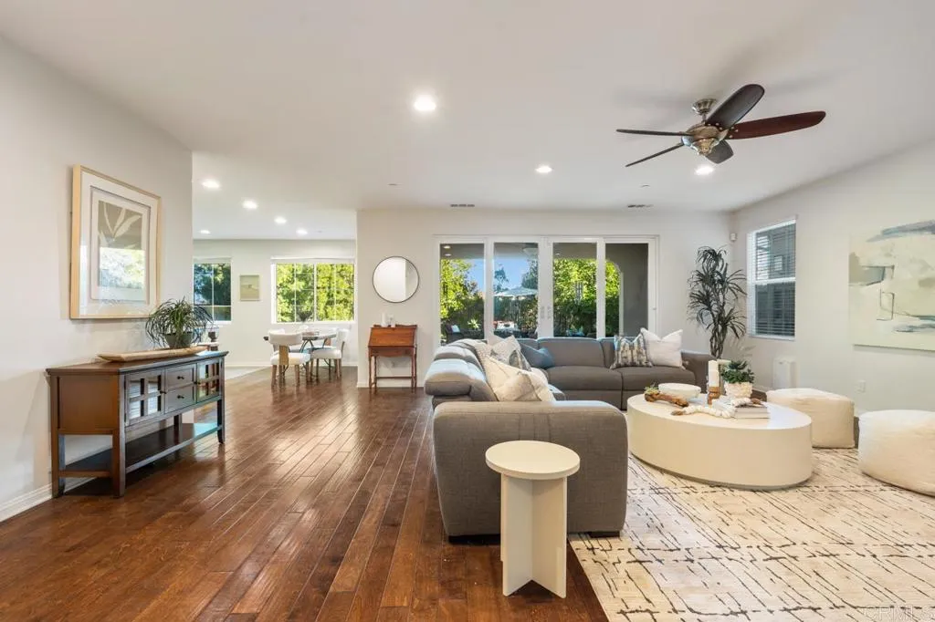 https://cdn.realtyfeed.com/cdn/127/306619800/22741d680a43c27e30b41e2399c0d9a5.webp