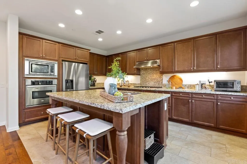 https://cdn.realtyfeed.com/cdn/127/306619800/5f242c27e0200238800f0e103ca27c7f.webp