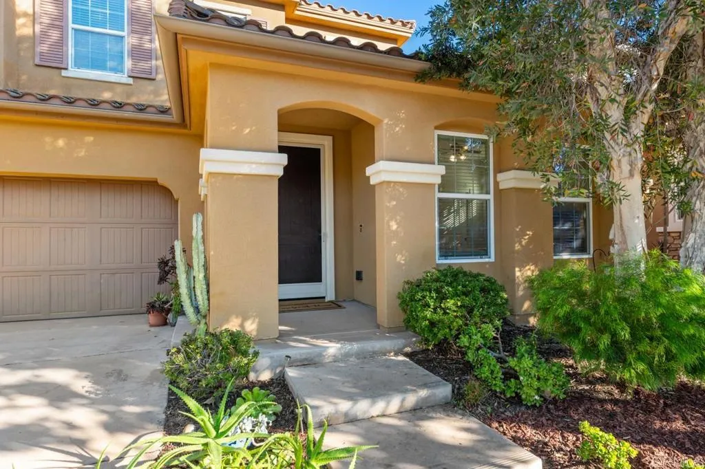 https://cdn.realtyfeed.com/cdn/127/306619800/88743caf9d09f89e71305916060cbbb2.webp