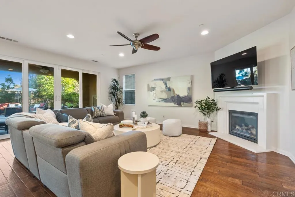 https://cdn.realtyfeed.com/cdn/127/306619800/a9d32179339b492c809d1ceb42ca27ad.webp