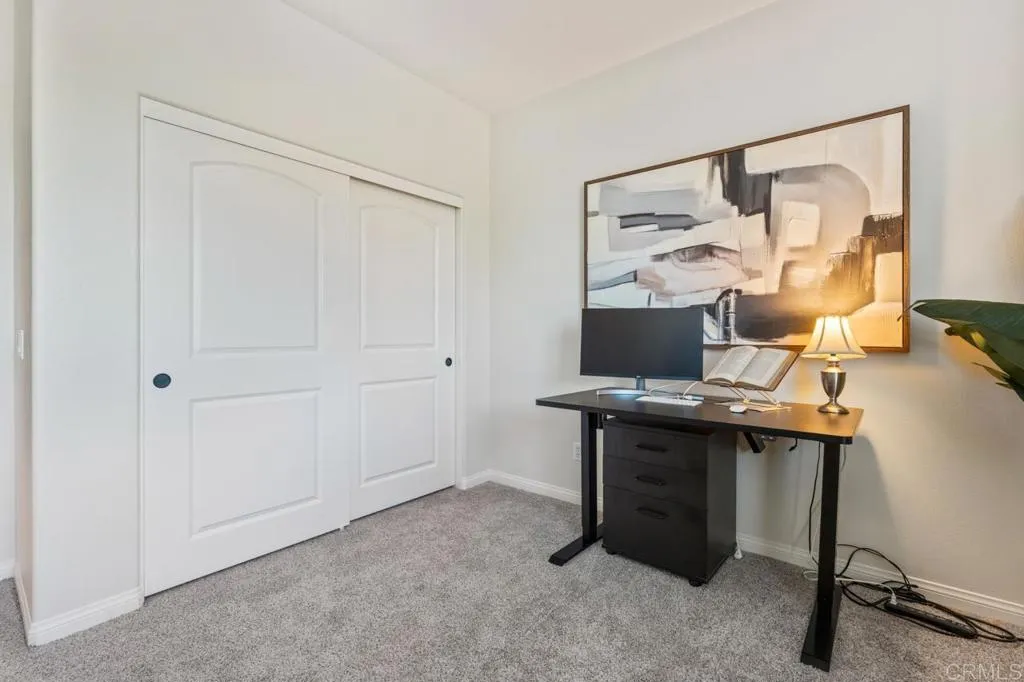 https://cdn.realtyfeed.com/cdn/127/306619800/aa744047648649fc604f2bd650ded231.webp