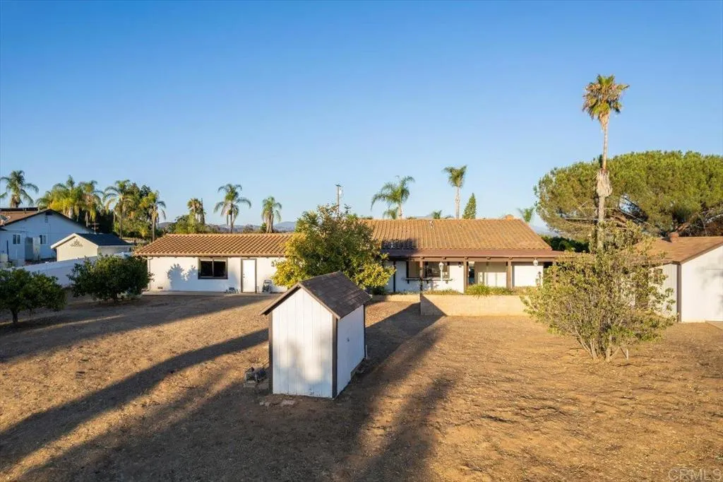 https://cdn.realtyfeed.com/cdn/127/306619827/fa748fd8371582b75428ad69f58b45b2.webp