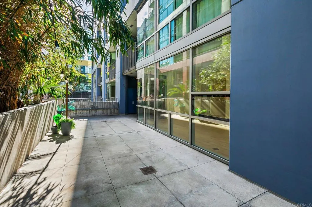 https://cdn.realtyfeed.com/cdn/127/306619844/050746f79381c84c4adf2939e902eed2.webp