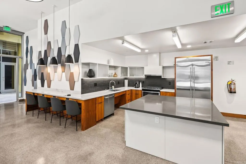 https://cdn.realtyfeed.com/cdn/127/306619844/2524467b89923efe71a5a1e6673c0d40.webp