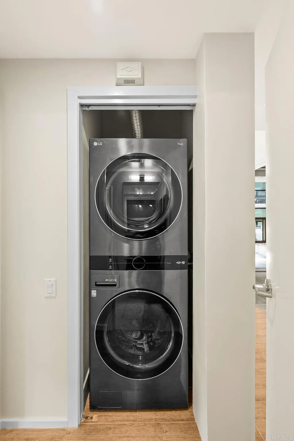 https://cdn.realtyfeed.com/cdn/127/306619844/6a999e4c5141ac6e3ce2428fa11371fe.webp