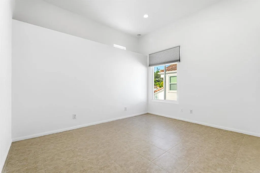 https://cdn.realtyfeed.com/cdn/127/306619851/0cc5cd888494c8057ac11ae6c4a7e6e4.webp