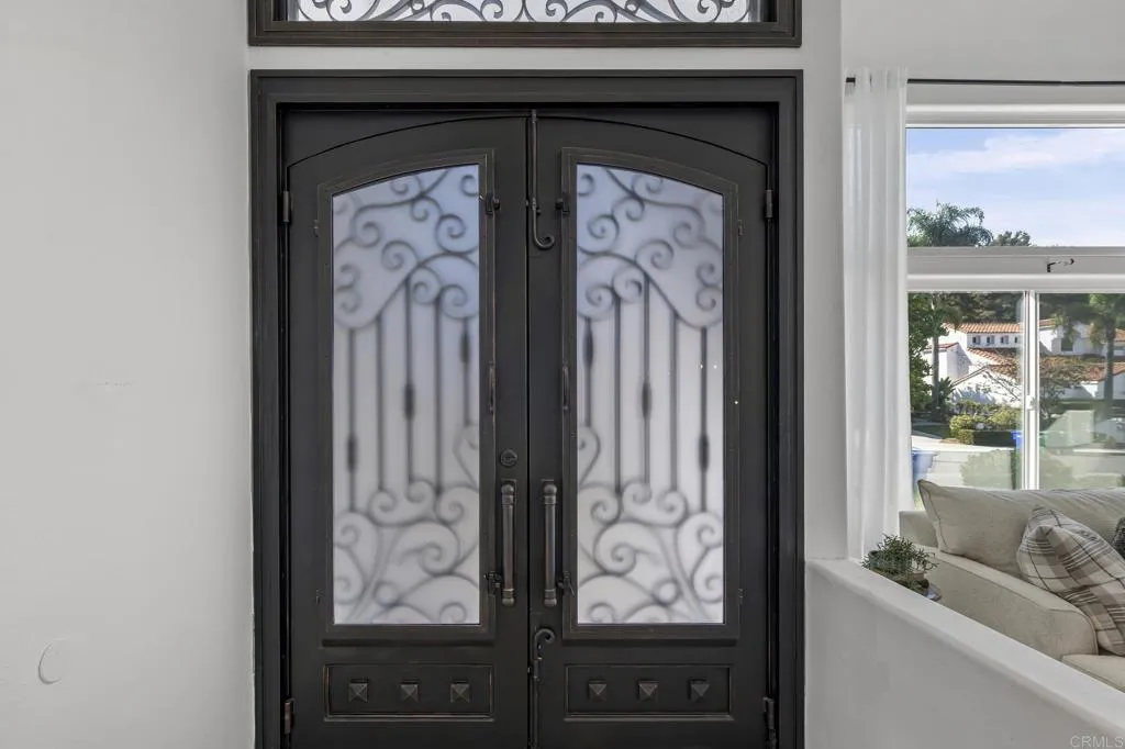 https://cdn.realtyfeed.com/cdn/127/306619851/2b81b2e11c28c277420c269c0c04252f.webp