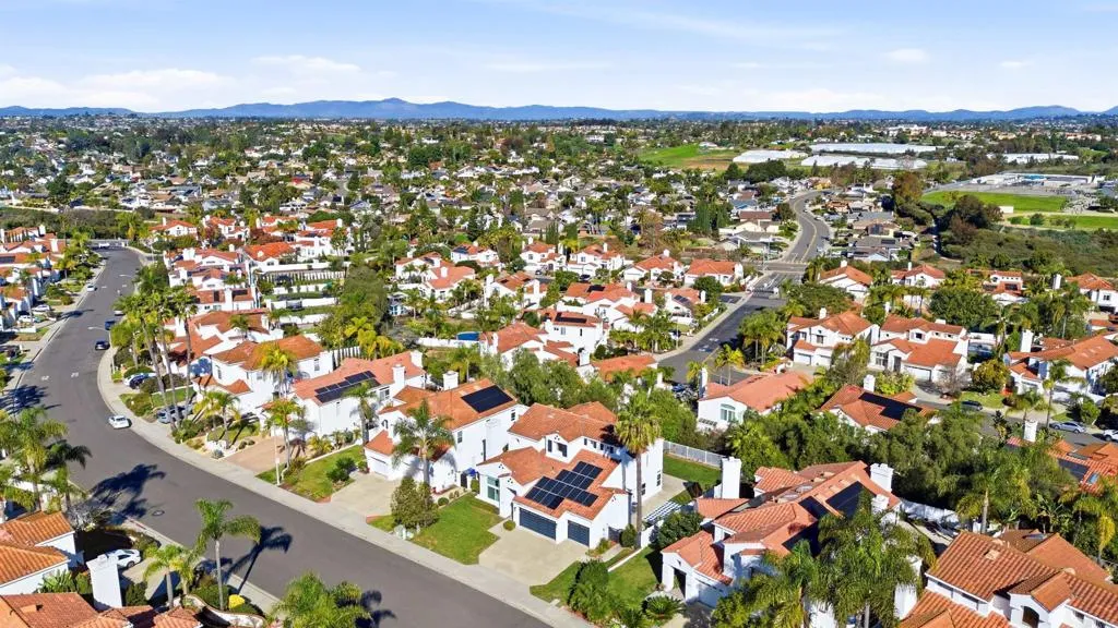 https://cdn.realtyfeed.com/cdn/127/306619851/378224ba1fd4ec25f94396e3a58b13ed.webp