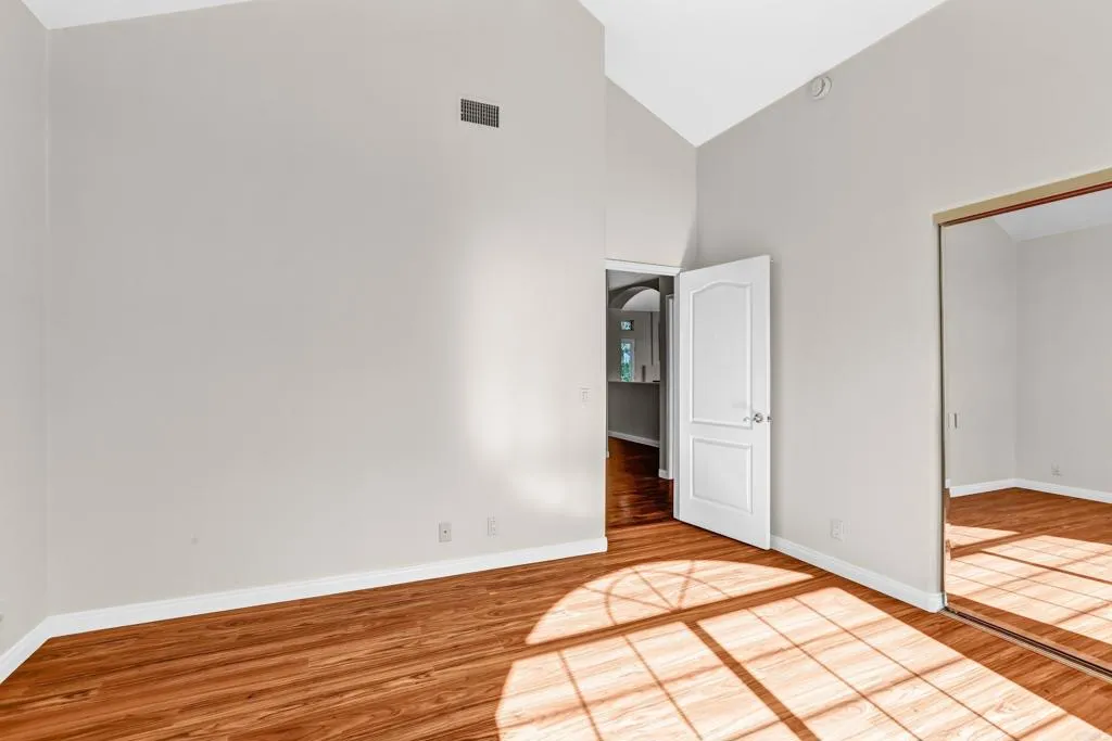 https://cdn.realtyfeed.com/cdn/127/306619858/2aa65b650003f1390f021084eaa3874b.webp