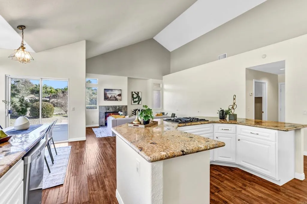 https://cdn.realtyfeed.com/cdn/127/306619858/616443ac3a8622829cd89730482d8d61.webp