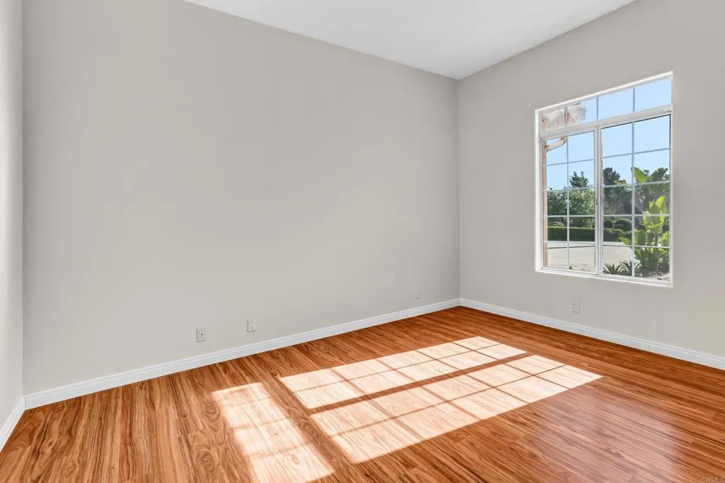 https://cdn.realtyfeed.com/cdn/127/306619858/b76ad5d34196ba2c7371ace00038e7b7.webp