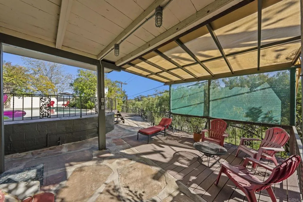 https://cdn.realtyfeed.com/cdn/127/306619866/07f9eed62c9ef1552b804bdedff8c386.webp