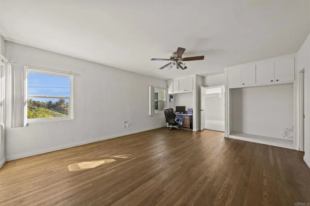 https://cdn.realtyfeed.com/cdn/127/306619866/98c69269a2cea2631501b124a6e53b96.webp