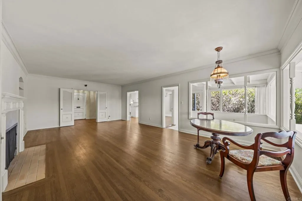 https://cdn.realtyfeed.com/cdn/127/306619866/a7b4a1074d3f50857013b77b3fa20855.webp
