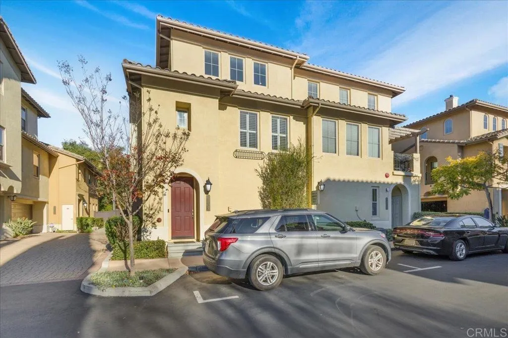 https://cdn.realtyfeed.com/cdn/127/306619896/7469123aa023c8eb0c83045521c39b03.webp