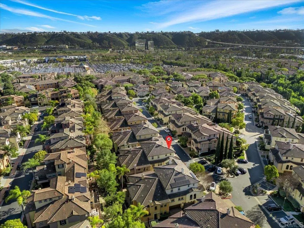 https://cdn.realtyfeed.com/cdn/127/306619896/9589a581a3a29e677f97c9985b0f7aee.webp