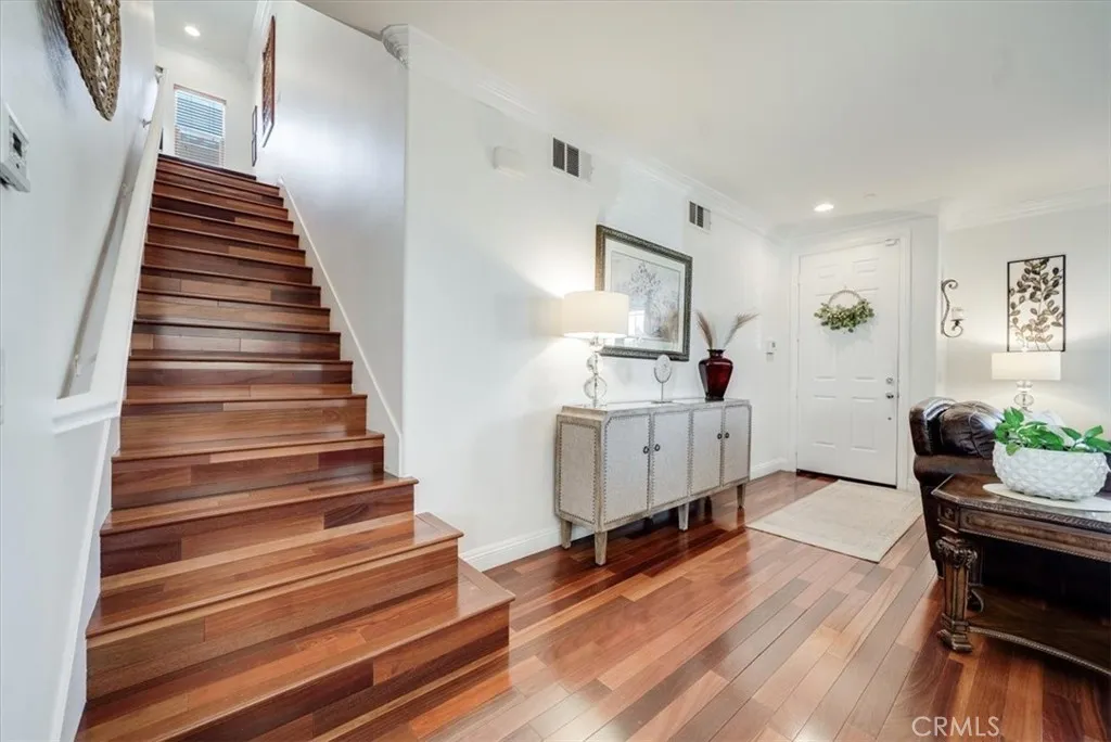https://cdn.realtyfeed.com/cdn/127/306619908/02e455070b08cb4bb20def2d58ff5dfc.webp
